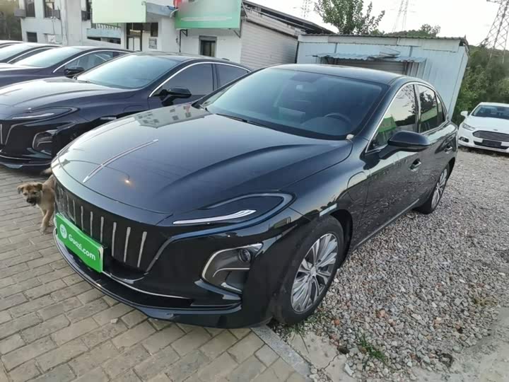 Hongqi E-QM5, 2023 — купить в Кирове под ключ