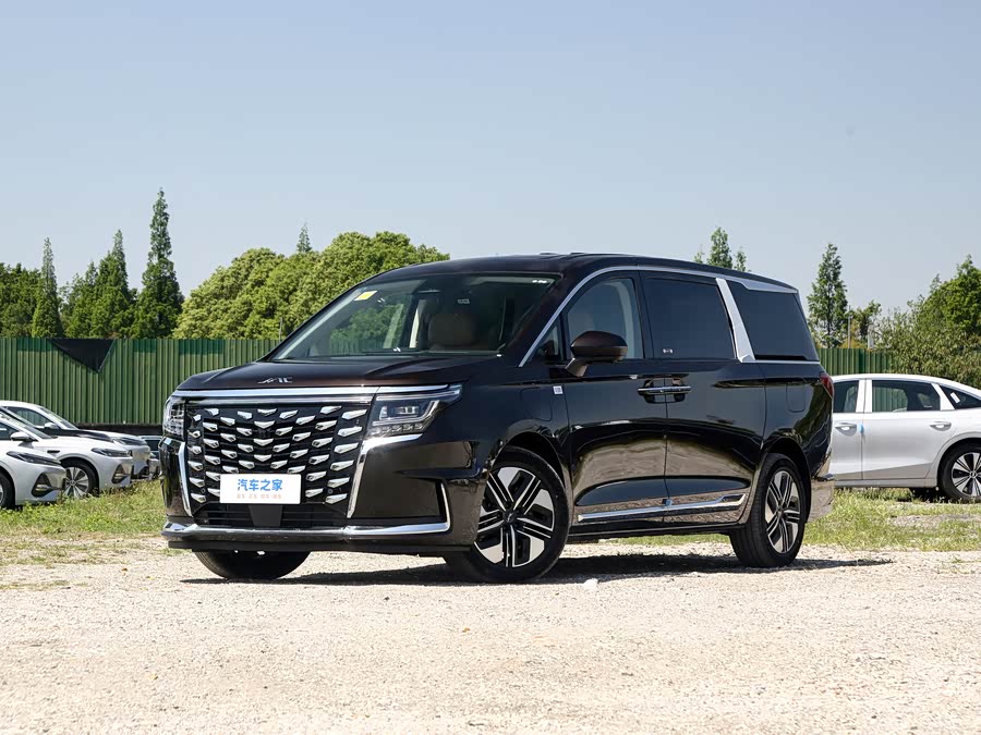 JAC Refine RF8 Hybrid, 2026 — купить в Пензе под ключ