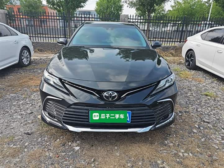 Toyota Camry, 2023 — фото 3 из 9