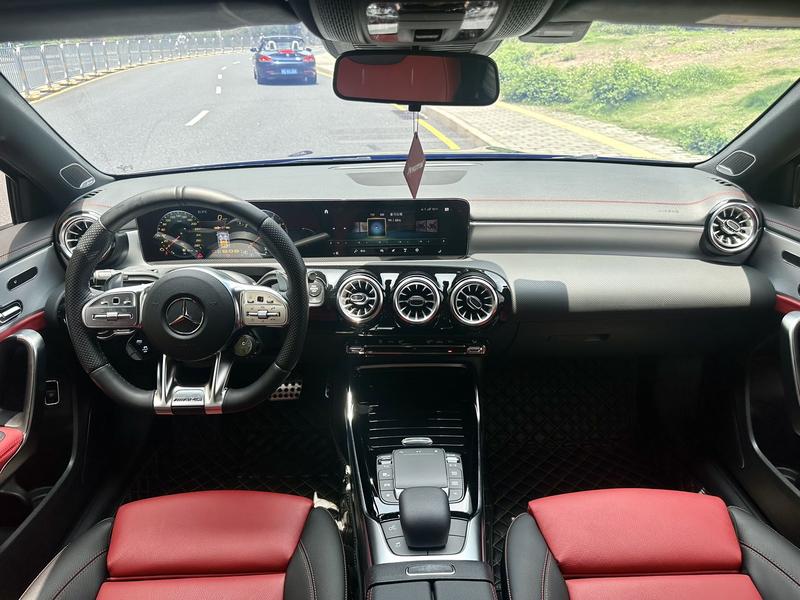 Mercedes-Benz A-Class AMG, 2023 — фото 9 из 12