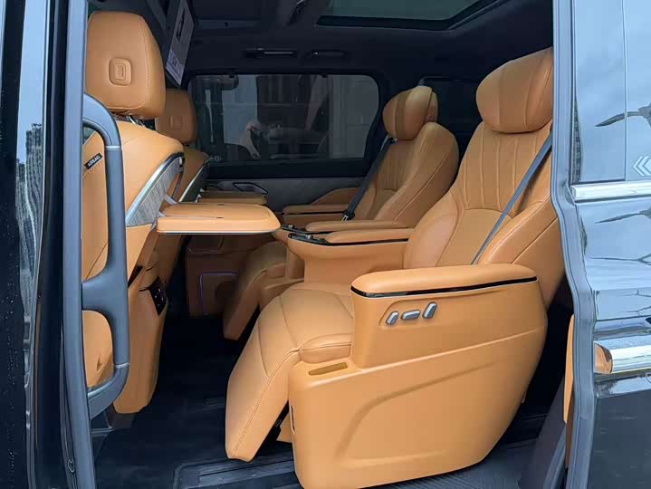 Wey 80 Hybrid, 2025 — фото 8 из 9