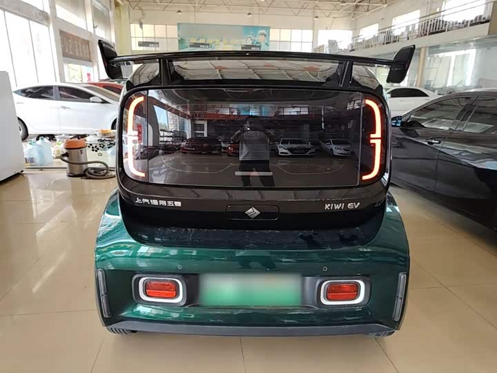 Baojun KiWi EV, 2022 — фото 6 из 9