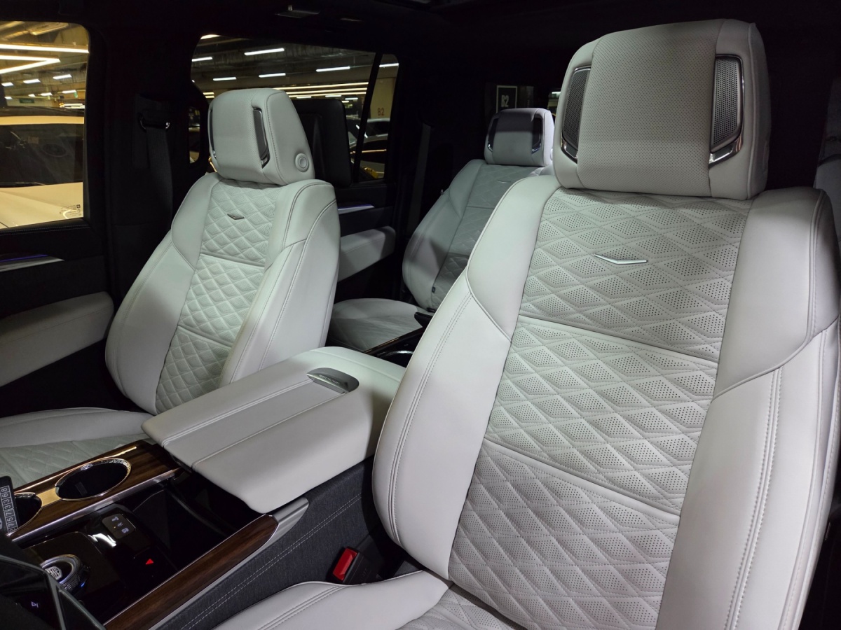 Cadillac Escalade, 2025 — фото 6 из 12