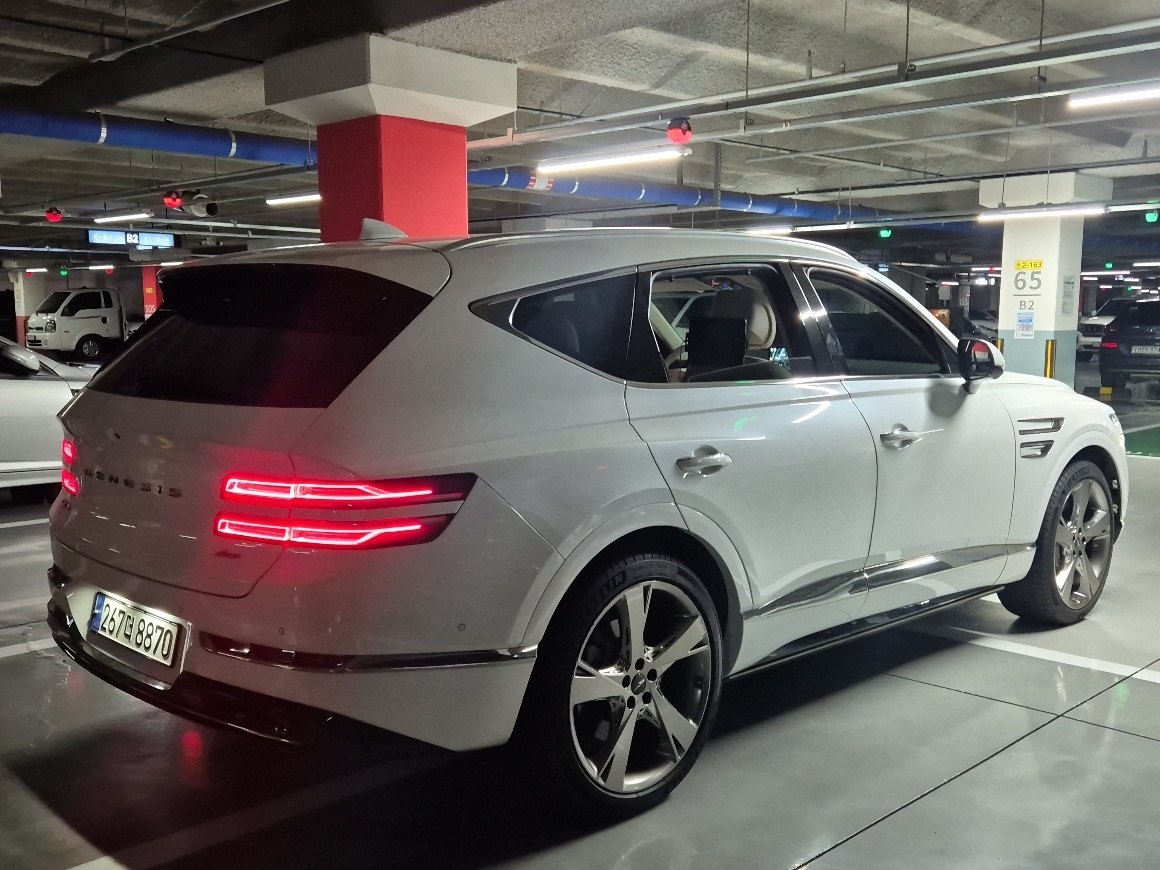 Genesis GV80, 2022 — фото 4 из 12