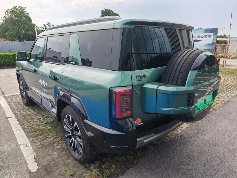 BYD FangChengBao Leopard 8, 2025 — фото 5 из 12