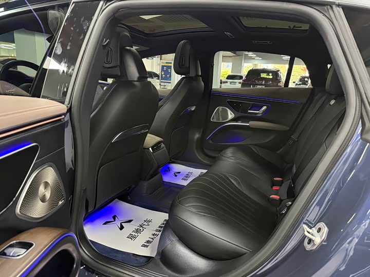 Mercedes-Benz EQS, 2022 — фото 7 из 9