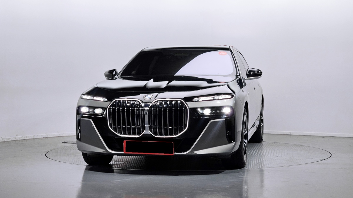 BMW 7 Series, 2024 — фото 3 из 12