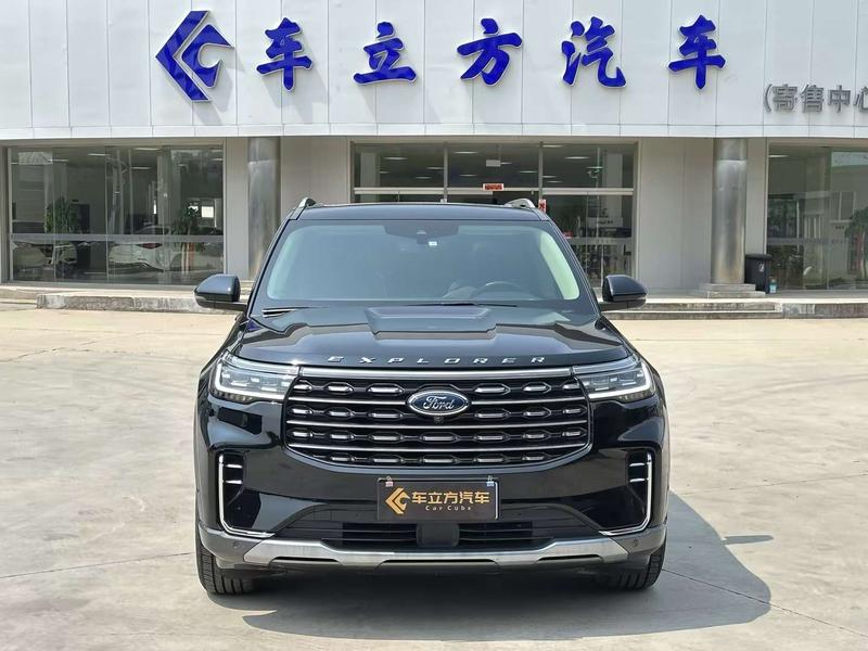 Ford Explorer, 2022 — фото 2 из 10