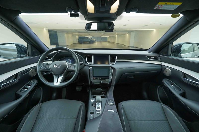 Infiniti QX50, 2022 — фото 8 из 12