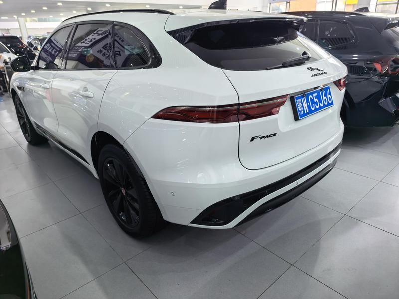 Jaguar F-Pace, 2022 — фото 4 из 11