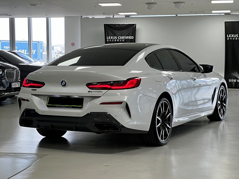 BMW 8 Series, 2025 — фото 2 из 12
