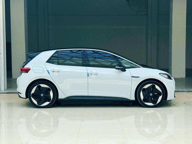 Volkswagen ID.3, 2021 — фото 6 из 10