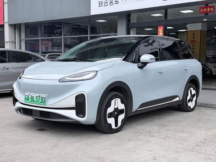 BAIC Arcfox Kaola, 2023 — купить в Саратове под ключ