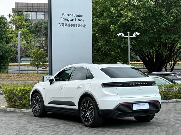 Porsche Macan EV, 2026 — фото 5 из 9