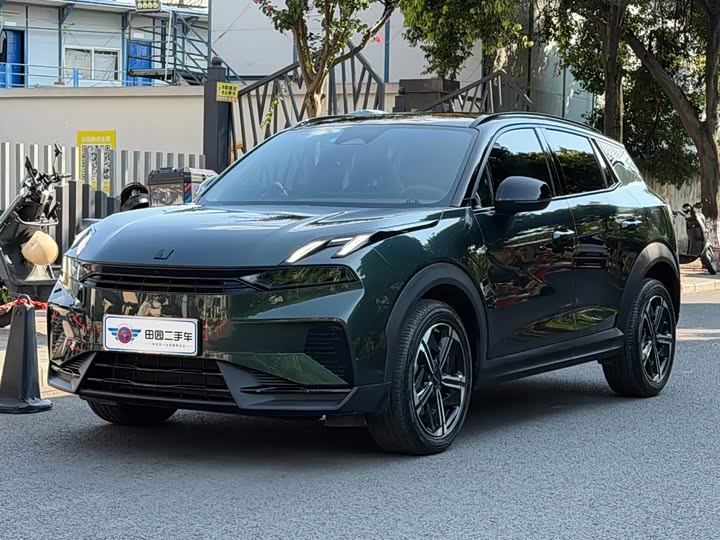 Lynk & Co 06 EM-P Hybrid, 2024 — купить в Чебоксарах под ключ