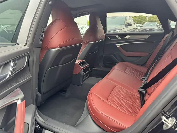 Audi A7L, 2025 — фото 6 из 7