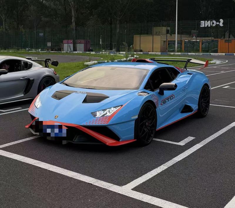 Lamborghini Huracán, 2022 — купить в Туле под ключ