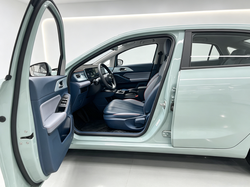 Geely Geometry E Firefly, 2022 — фото 6 из 9