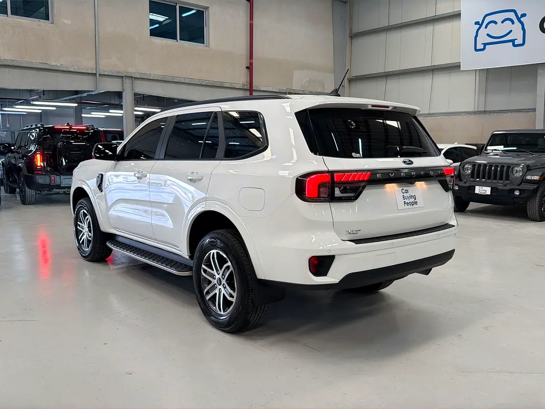 Ford Everest, 2024 — фото 4 из 10