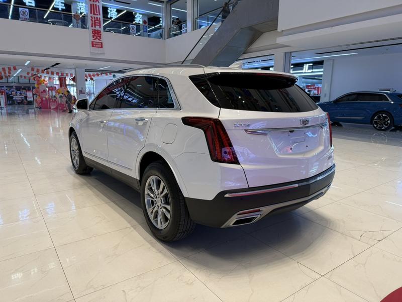 Cadillac XT5, 2022 — фото 4 из 12