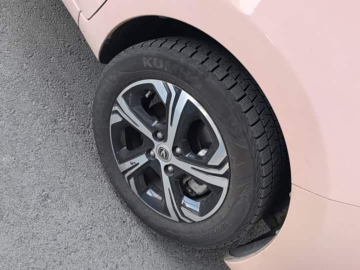 Changan BenBen E-Star, 2022 — фото 6 из 9