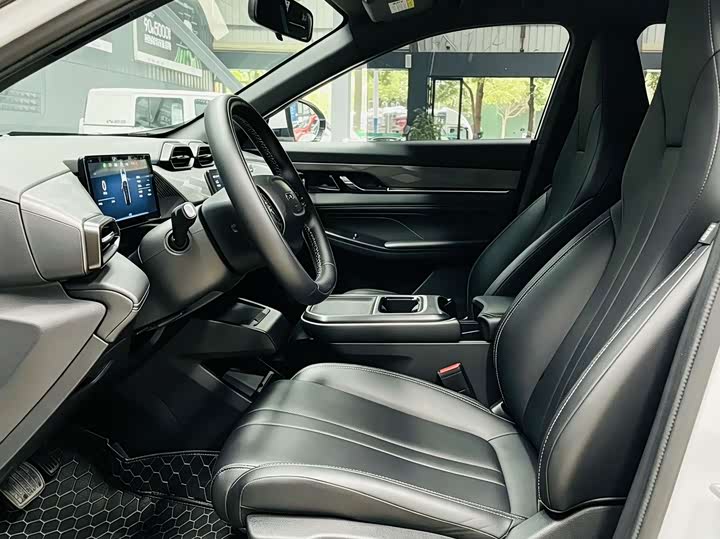 Dongfeng Aeolus L7, 2025 — фото 5 из 5