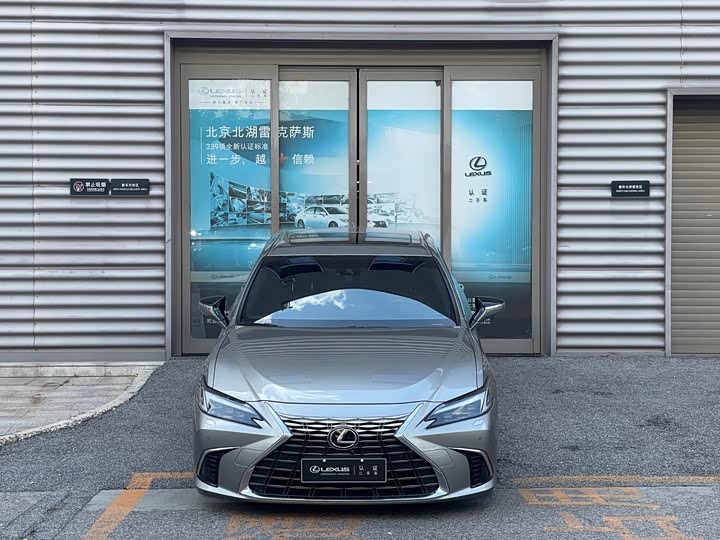 Lexus ES, 2025 — фото 2 из 9