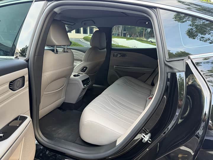 Geely Galaxy Starshine 8 EM-i, 2025 — фото 6 из 9