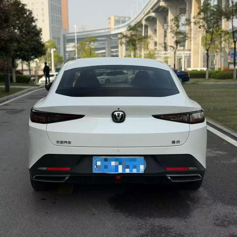 Changan Eado Plus, 2024 — фото 5 из 10