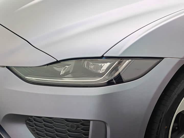 Jaguar XE L, 2023 — фото 8 из 9