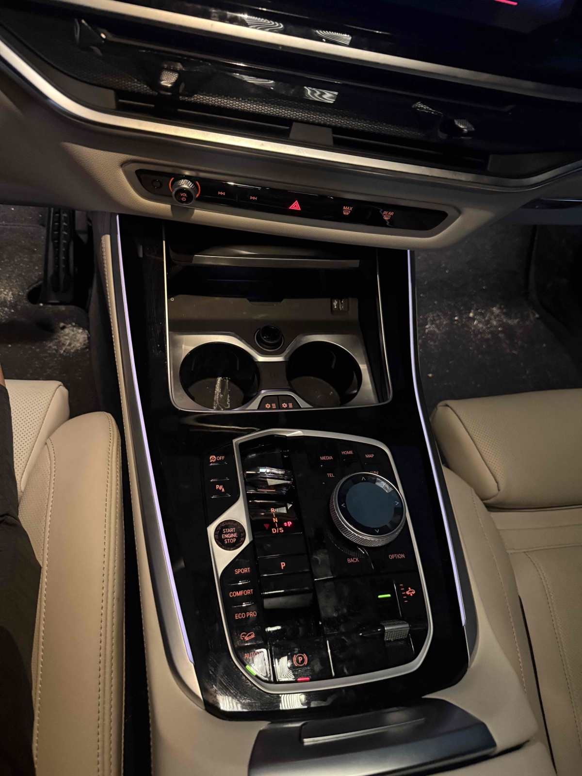 BMW X5, 2025 — фото 10 из 12