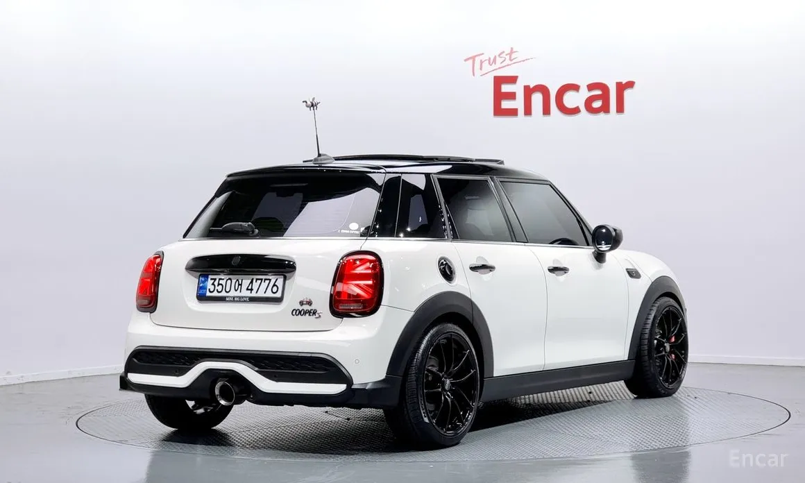 Mini Cooper, 2021 — фото 2 из 12