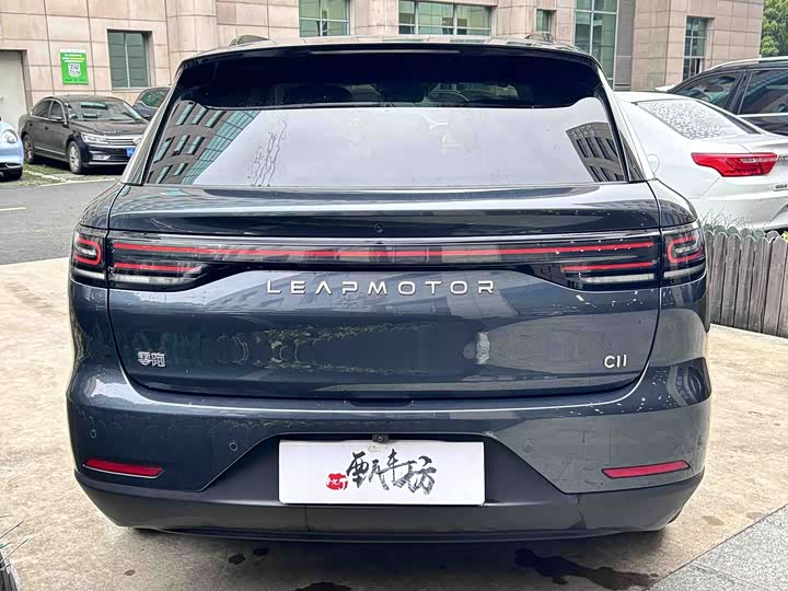 Leapmotor C11, 2025 — фото 4 из 9