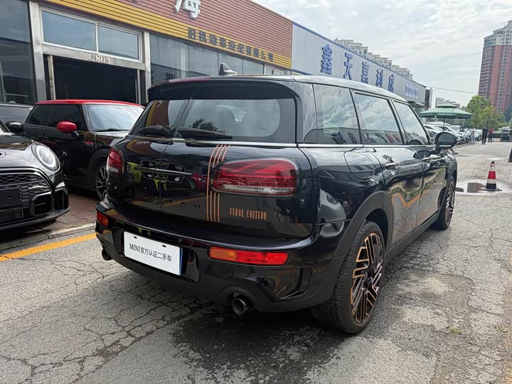 Mini Clubman, 2023 — фото 5 из 9