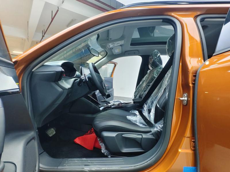 Peugeot 2008, 2025 — фото 10 из 12