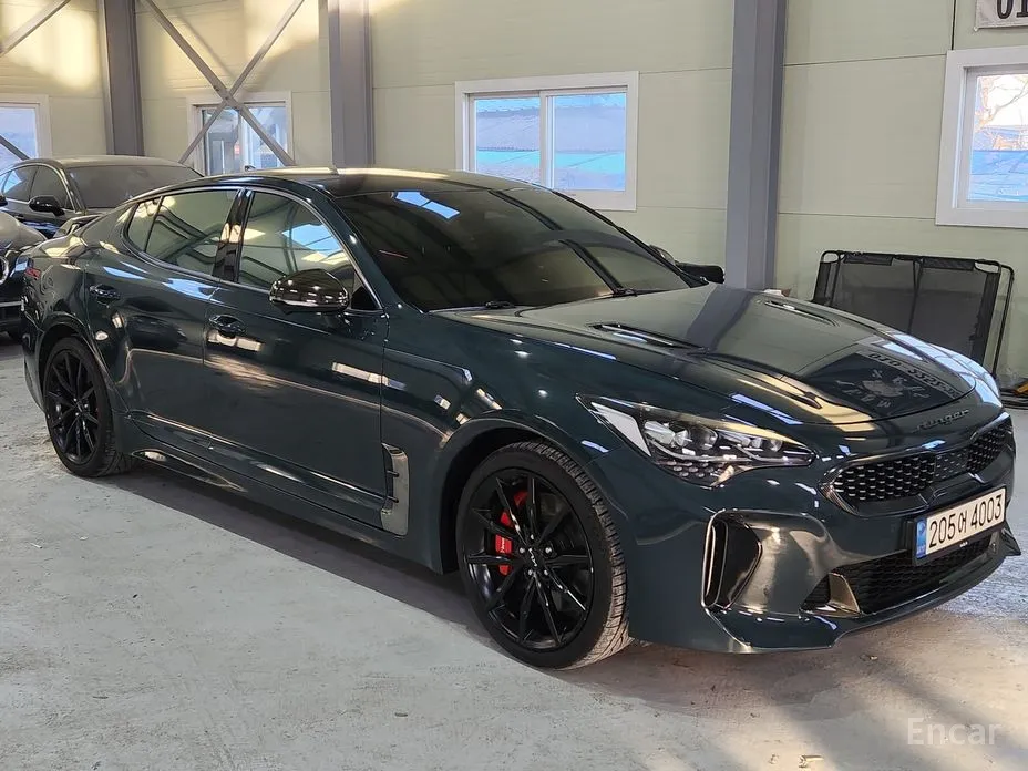 Kia Stinger, 2022 — фото 3 из 12