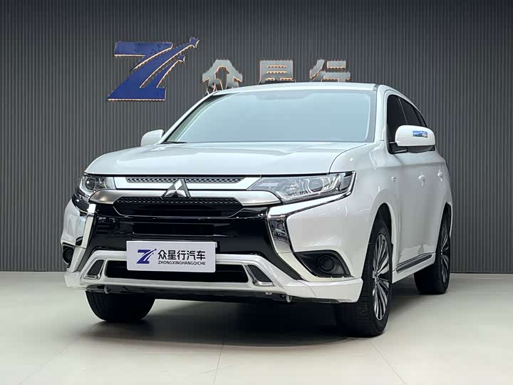 Mitsubishi Outlander, 2023 — купить в Орле под ключ