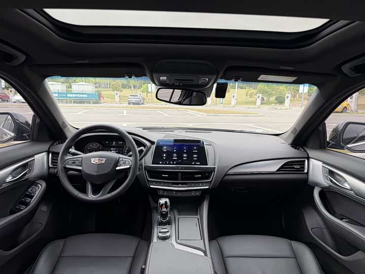 Cadillac CT5, 2021 — фото 4 из 9