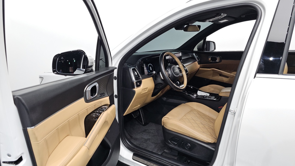 Kia Sorento, 2022 — фото 9 из 12