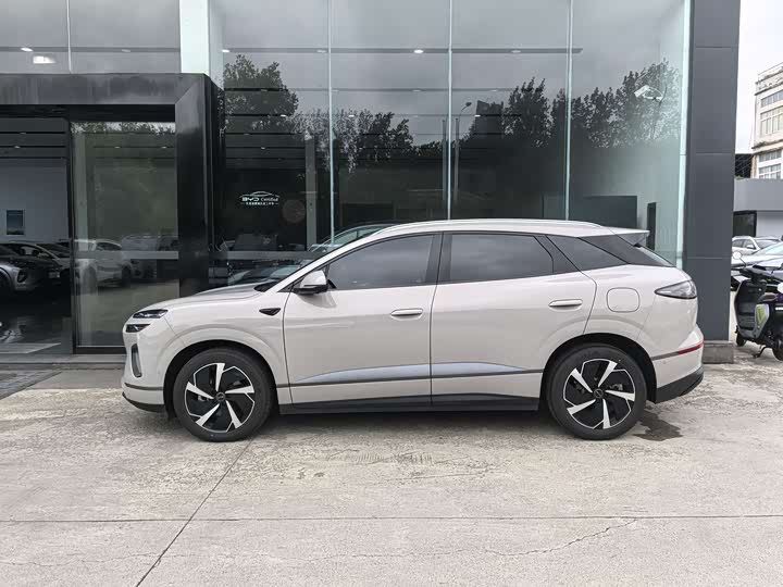 BYD Sea Lion 06 Hybrid/EV, 2025 — фото 3 из 9