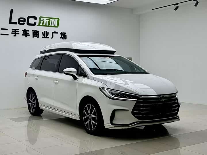BYD Song Max Hybrid, 2022 — фото 2 из 9