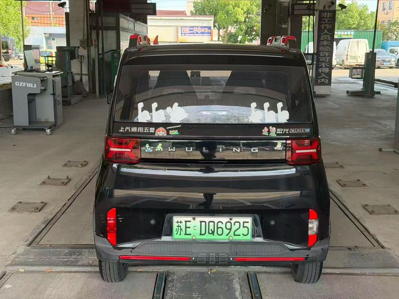 Wuling Mini EV, 2022 — фото 5 из 8
