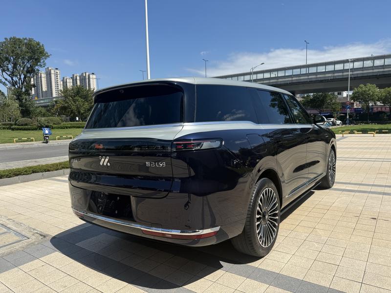 IM motors LS9, 2025 — фото 7 из 12