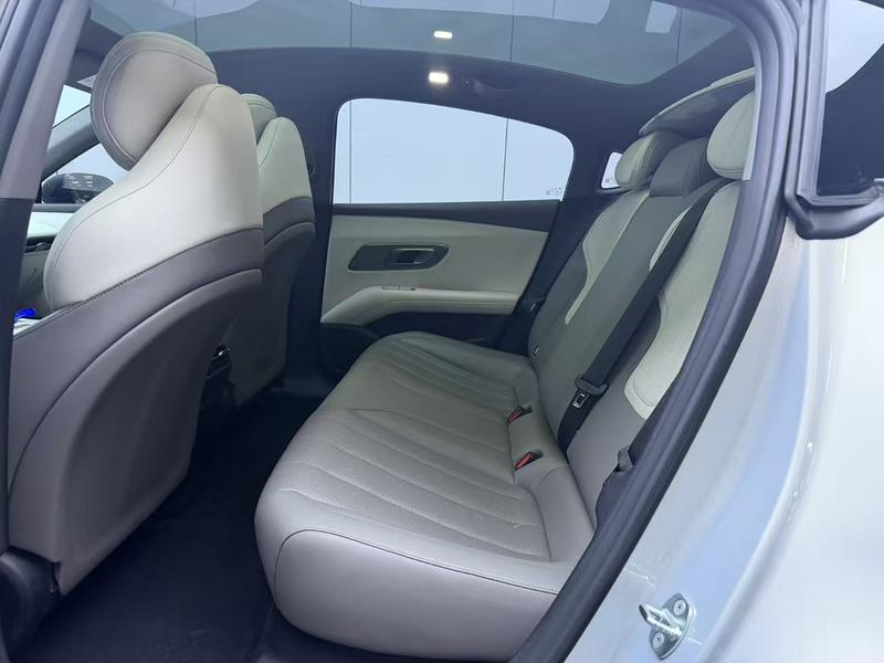 Changan Deepal L06, 2026 — фото 11 из 12