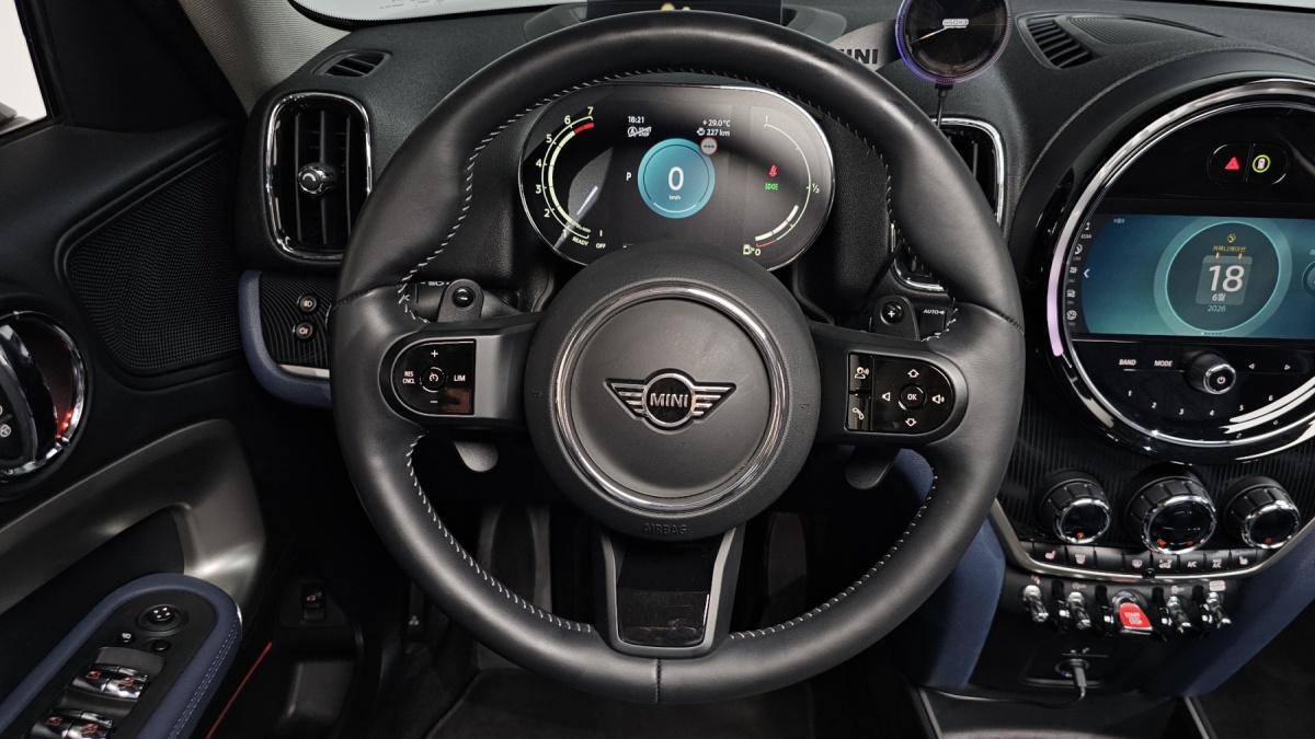 Mini Countryman, 2023 — фото 12 из 12