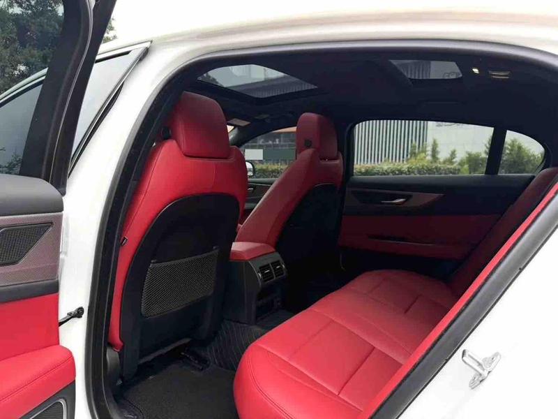Jaguar XE L, 2022 — фото 9 из 10