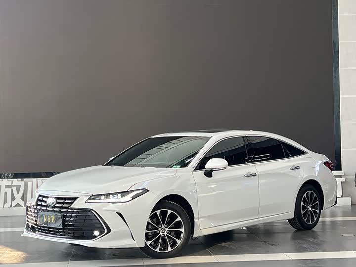 Toyota Avalon, 2023 — купить в Самаре под ключ