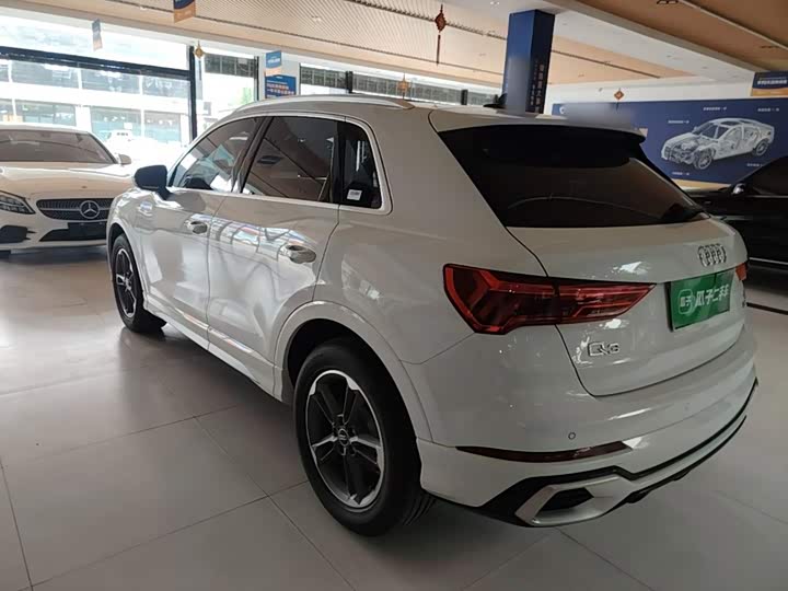 Audi Q3, 2024 — фото 5 из 9