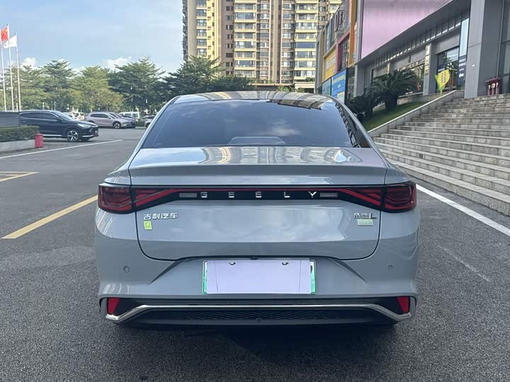 Geely Emgrand L Hi·P Hybrid, 2023 — фото 4 из 9