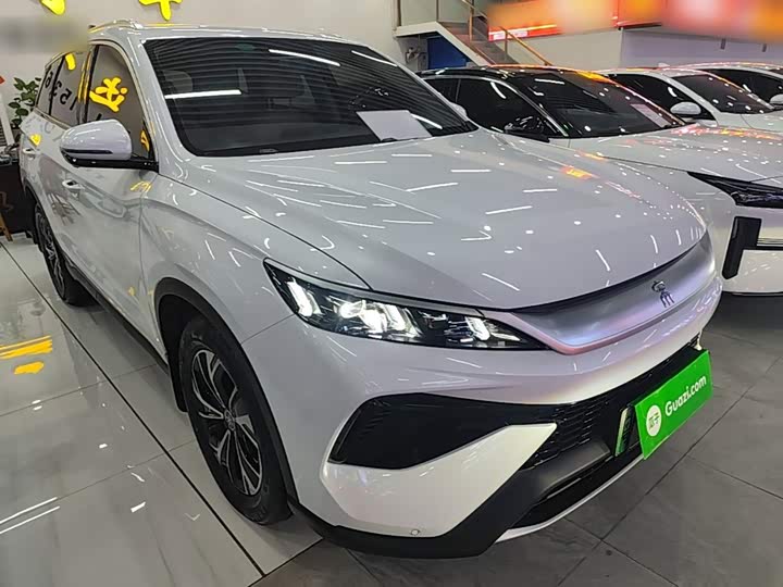 BYD Song Pro Hybrid, 2024 — фото 4 из 9